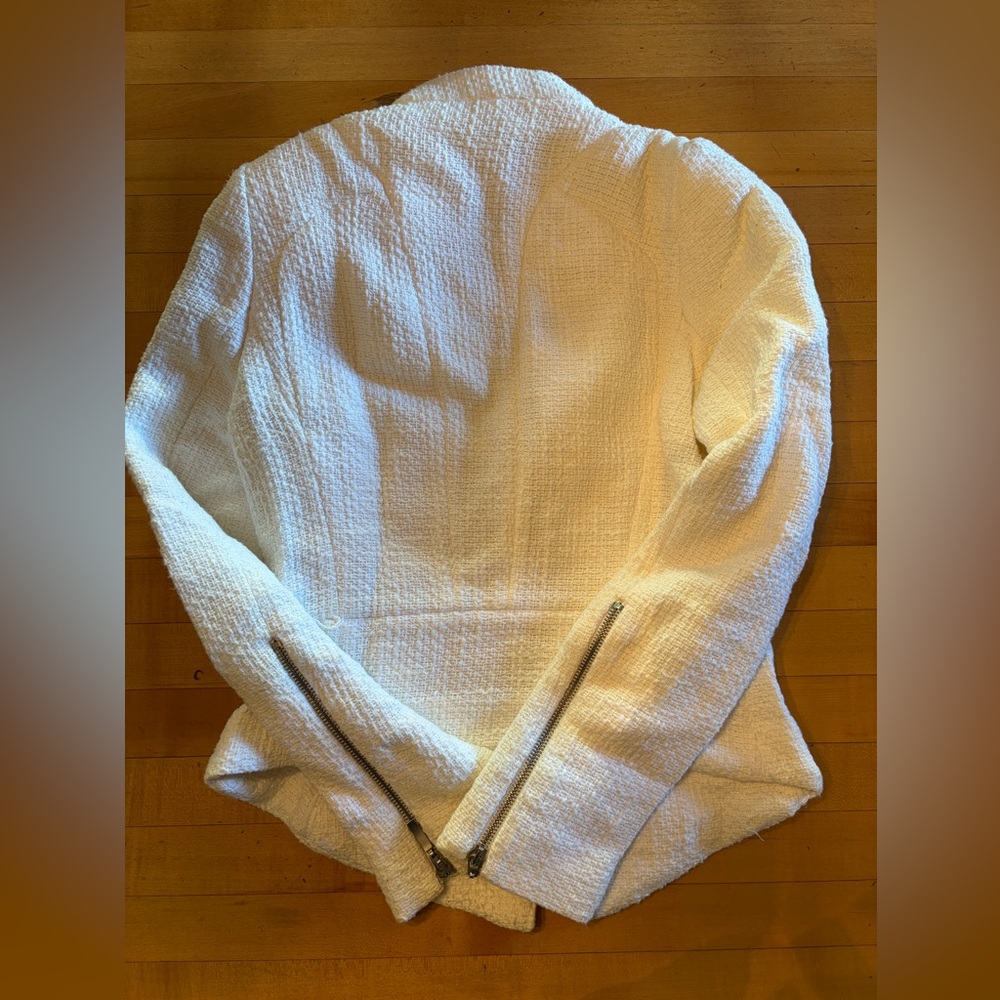 Zara White Textured Blazer with Zipper Details - Picture 2 of 2